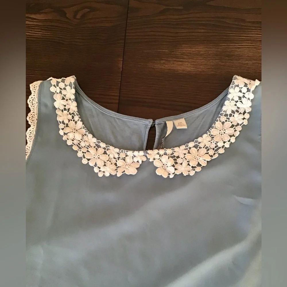 Light Blue Sleeveless Peter Pan blouse - Picture 6 of 12